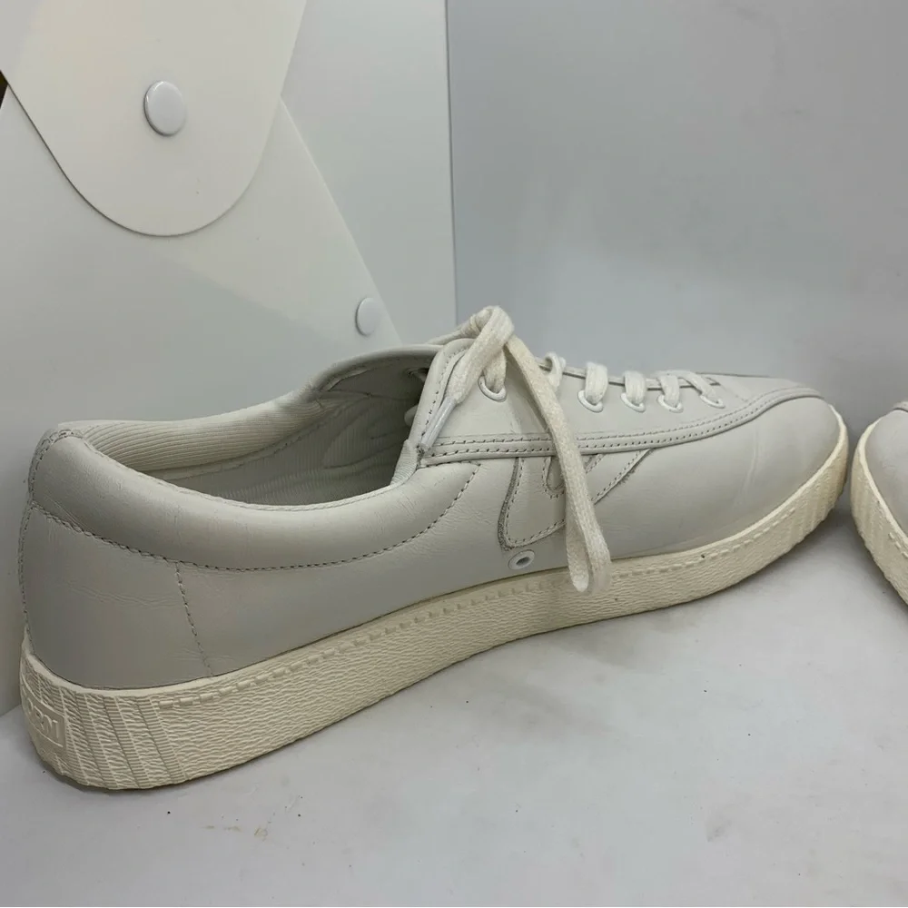 Tretorn Leather 2 Nylite Plus White on White Tennis Shoes Womens Size 11